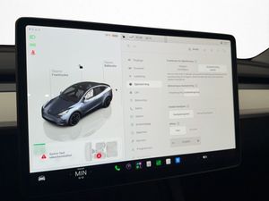 Tesla Model Y bild 24