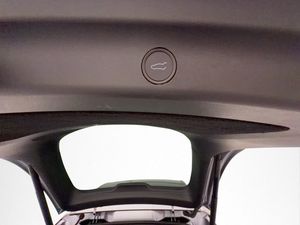 Tesla Model Y bild 27