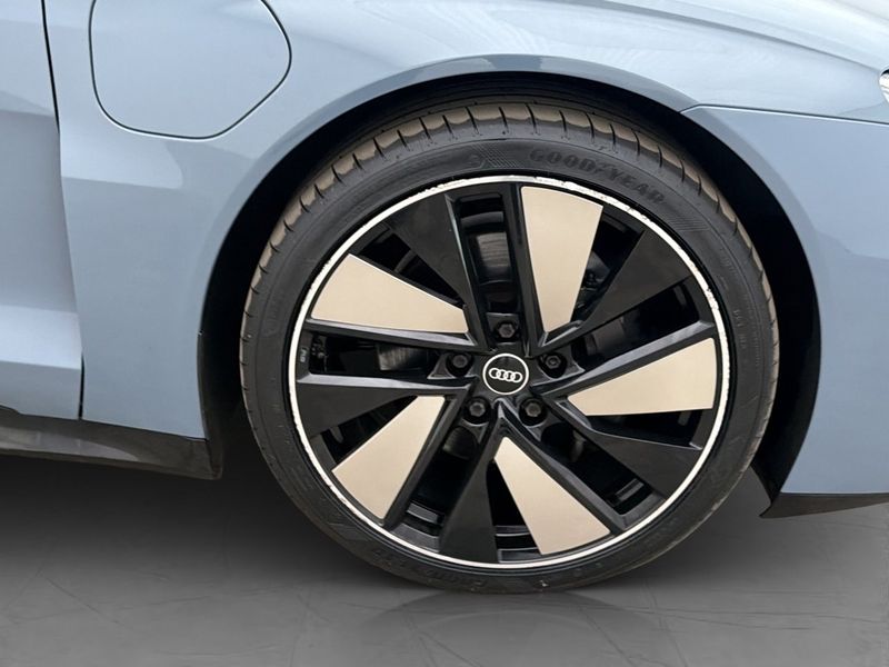 Audi e-tron GT bild 36