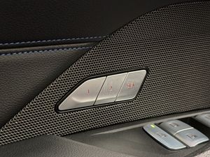 BMW i4 bild 18