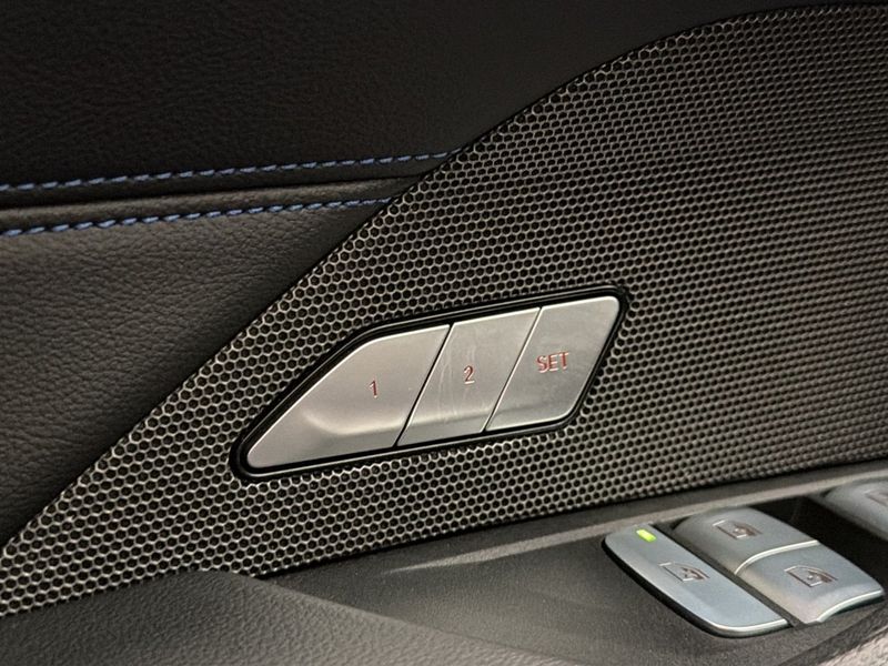 BMW i4 bild 18