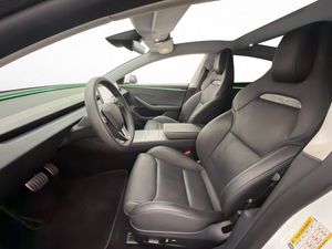 Tesla Model 3 bild 10