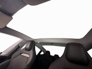 Tesla Model 3 bild 11