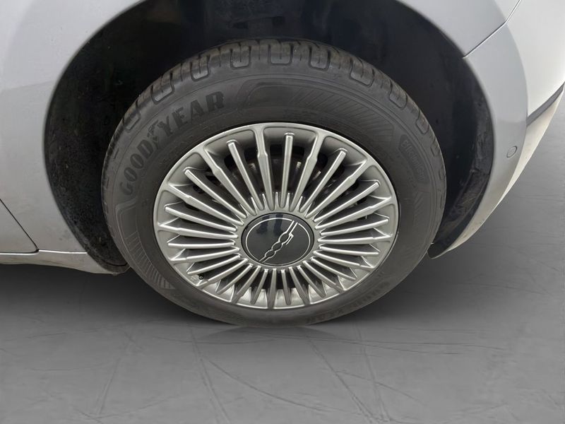 Fiat 500e bild 35
