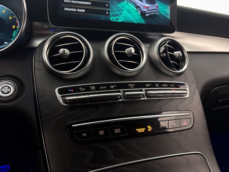 Mercedes GLC300 bild 24