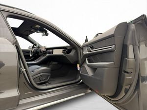 Porsche Taycan bild 14