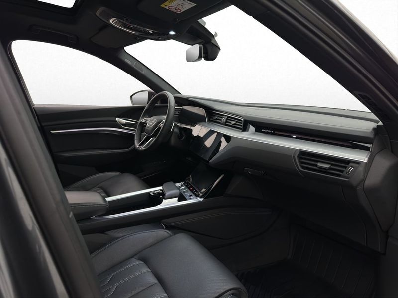 Audi Q8 bild 13