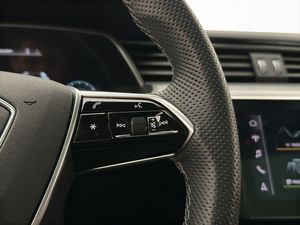 Audi Q8 bild 33