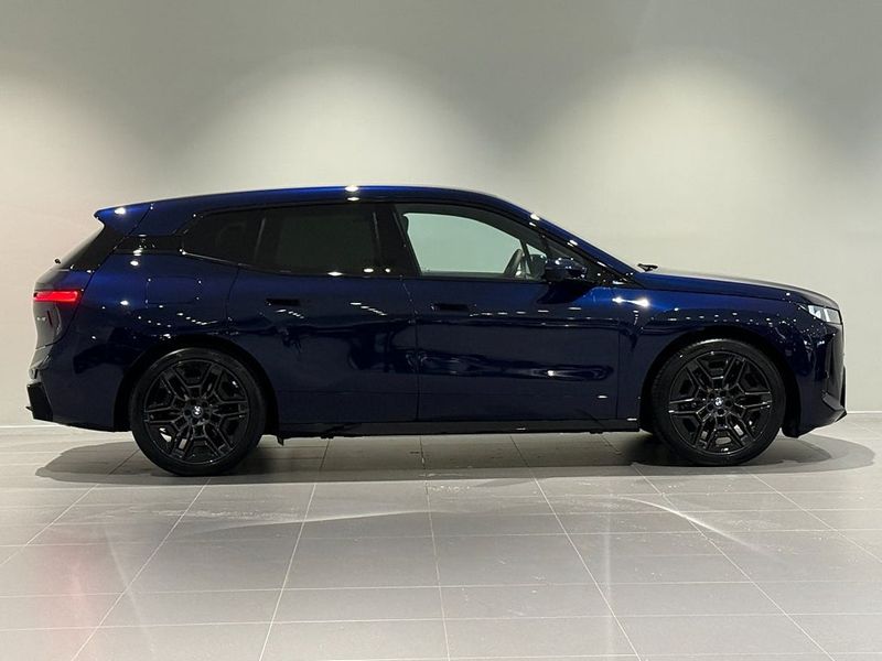 BMW iX bild 3