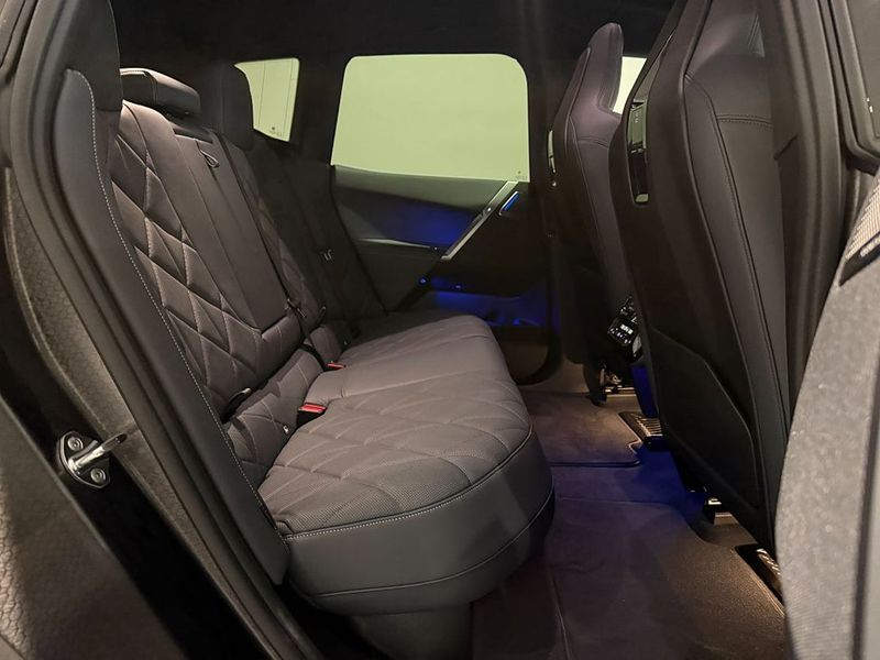 BMW iX bild 7