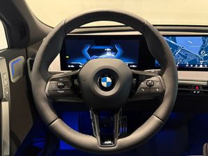 BMW iX bild 15