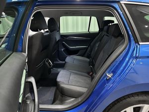 Skoda Octavia bild 7