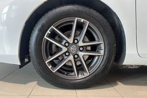 Toyota Auris bild 5