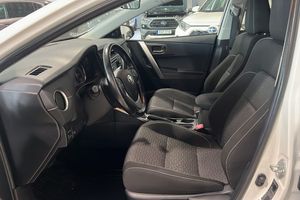 Toyota Auris bild 6