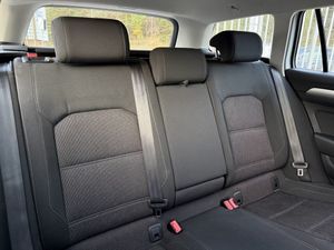 Volkswagen Passat bild 17