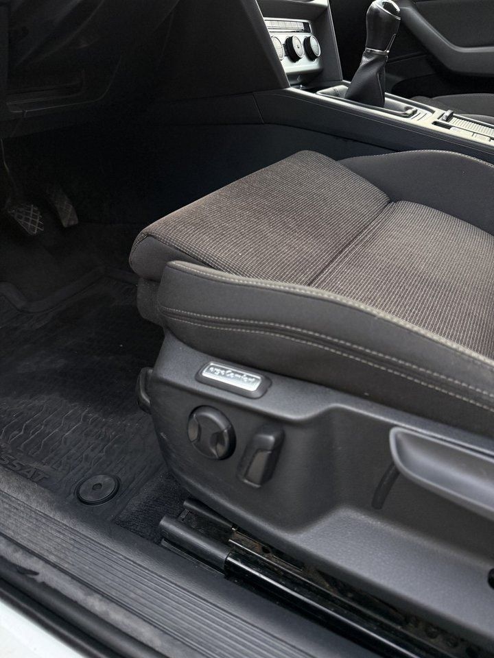 Volkswagen Passat bild 14