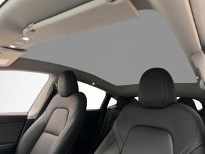 Tesla Model Y bild 18