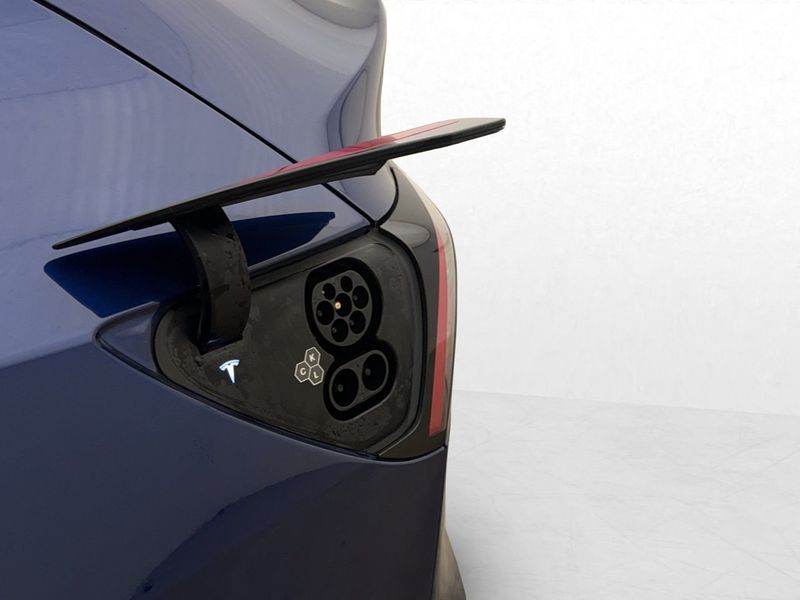 Tesla Model Y bild 13