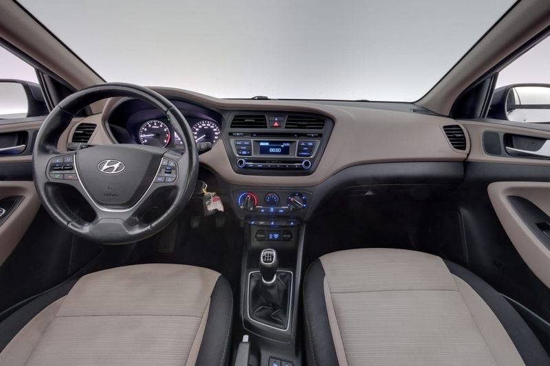 Hyundai i20 bild 12