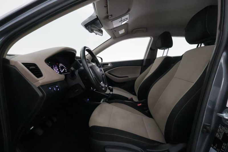 Hyundai i20 bild 9