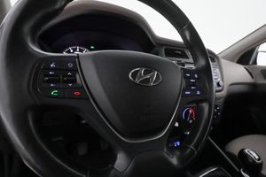 Hyundai i20 bild 15