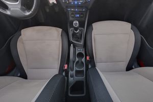 Hyundai i20 bild 17