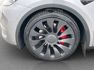 Tesla Model Y bild 29