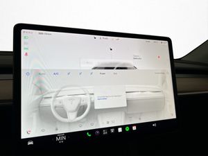 Tesla Model Y bild 22