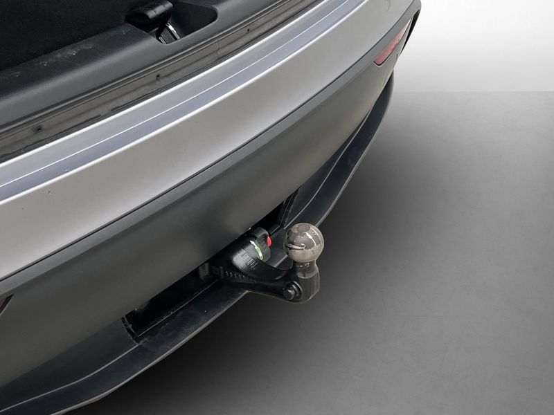 Tesla Model Y bild 10