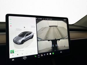 Tesla Model Y bild 18