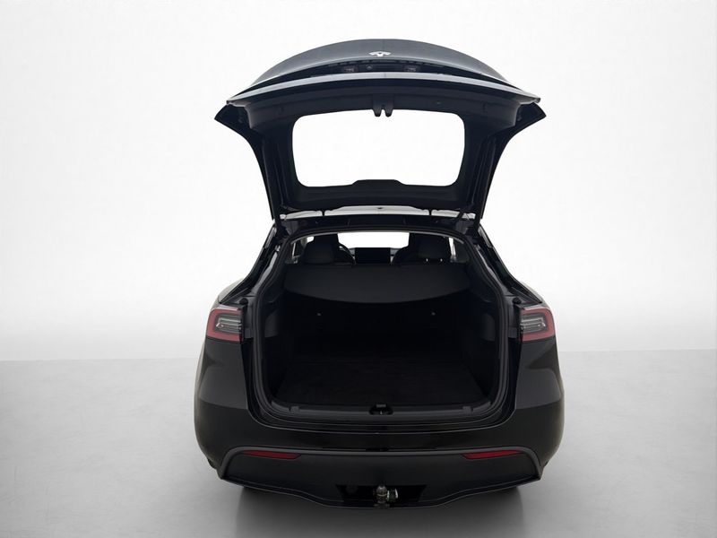 Tesla Model Y bild 11