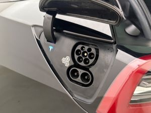 Tesla Model Y bild 34