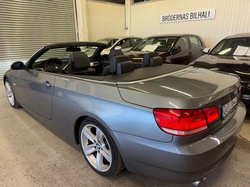 BMW 330 bild 2