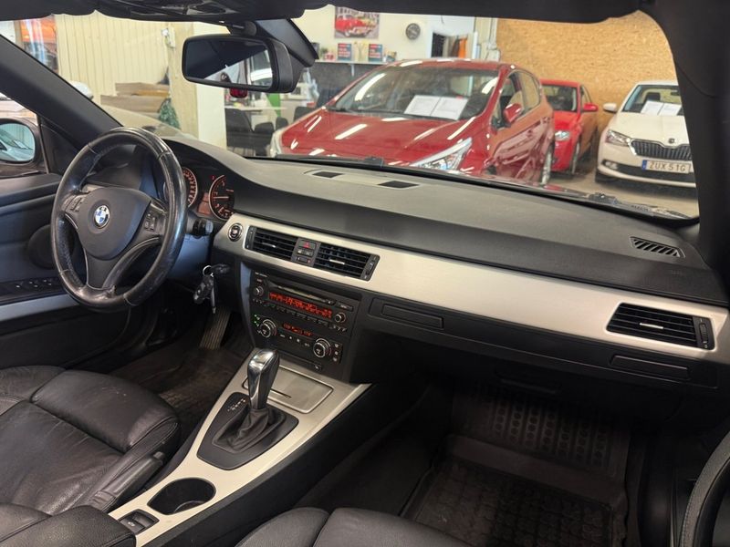 BMW 330 bild 11