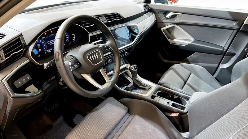Audi Q3 bild 7