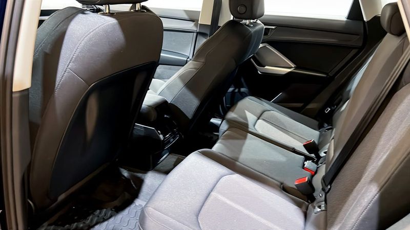 Audi Q3 bild 11