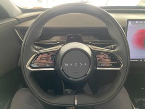 Mazda CX-6e bild 22