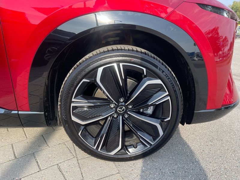 Mazda CX-6e bild 5