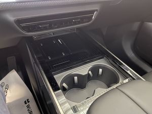 Mazda CX-6e bild 26