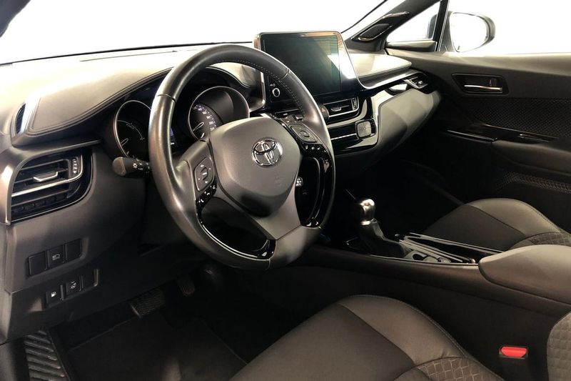 Toyota C-HR bild 25