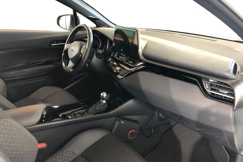 Toyota C-HR bild 13