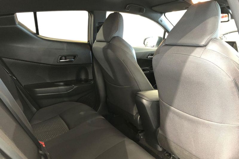 Toyota C-HR bild 16