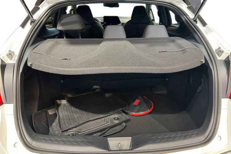 Toyota C-HR bild 22