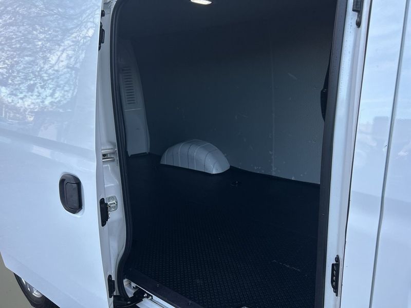 Maxus e-Deliver 3 bild 13