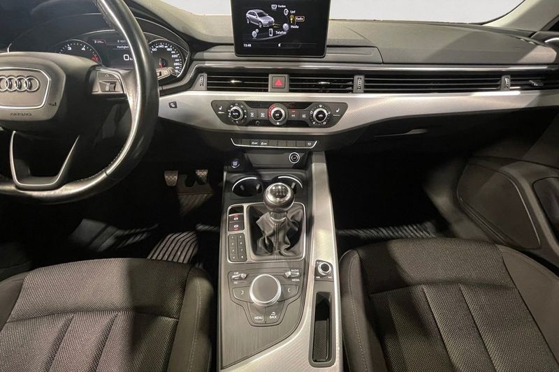 Audi A4 bild 12