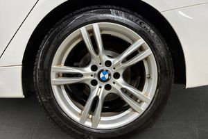 BMW 320 bild 16