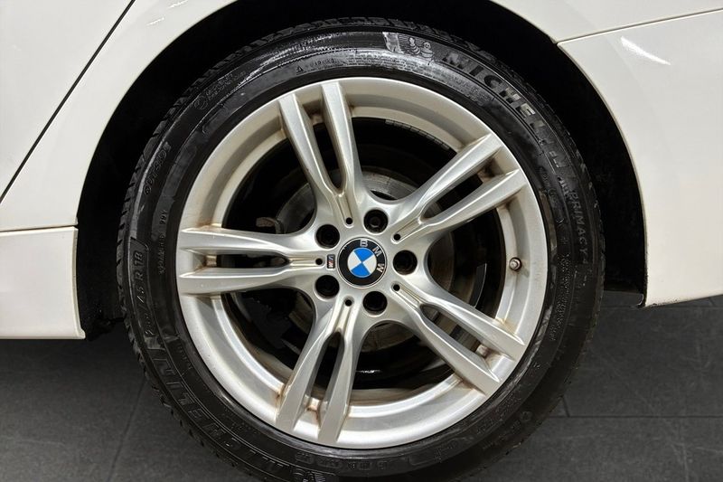 BMW 320 bild 16