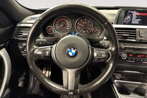 BMW 320 bild 13