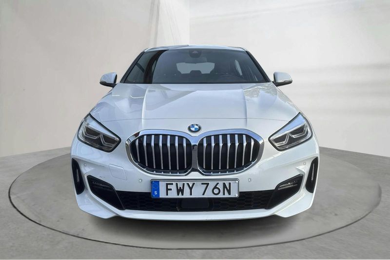 BMW 118 bild 4