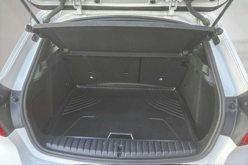 BMW 118 bild 9